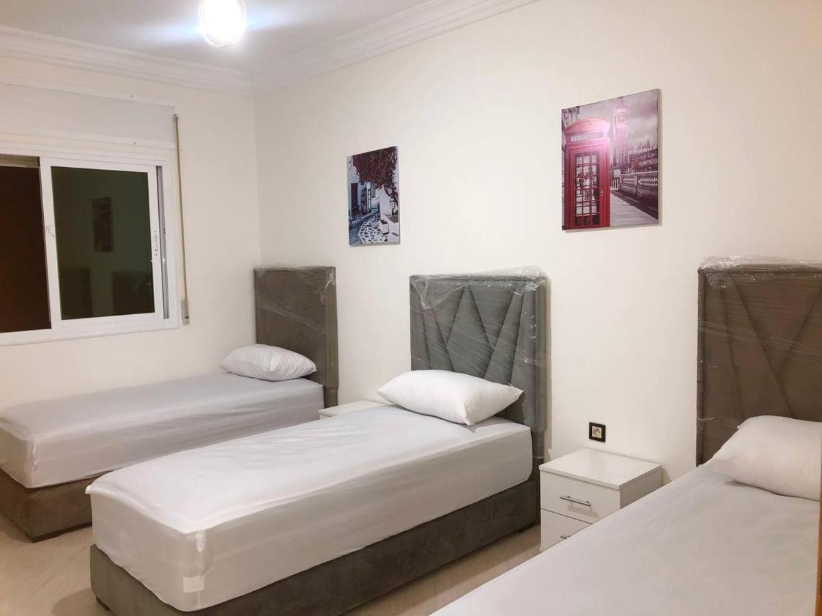NOUVEAU Appartement très propre a coté de MARJANE Tangeri Esterno foto