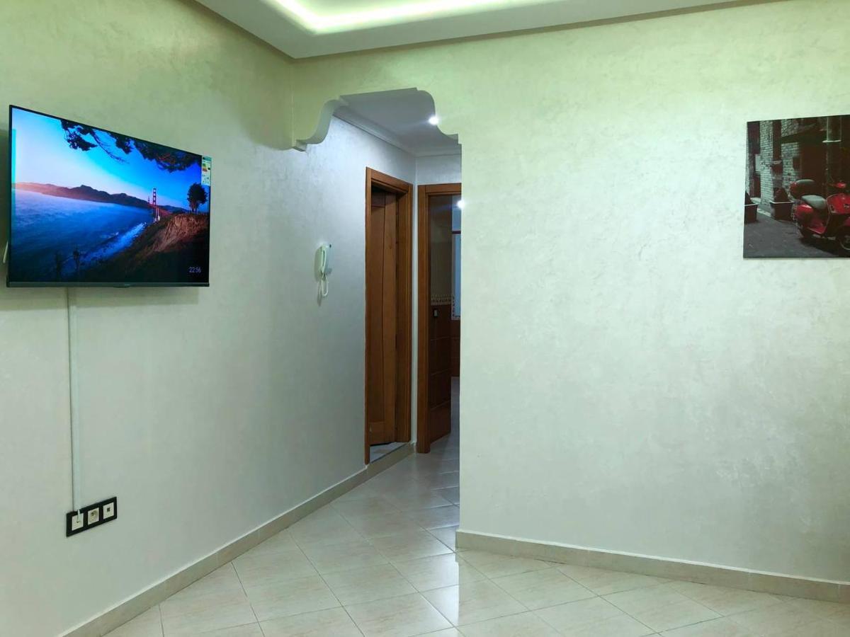 NOUVEAU Appartement très propre a coté de MARJANE Tangeri Esterno foto