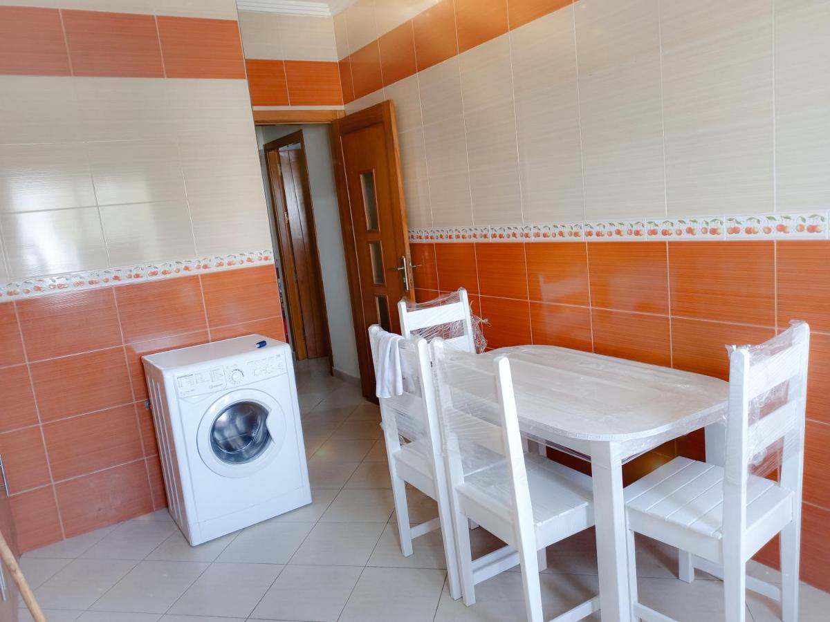 NOUVEAU Appartement très propre a coté de MARJANE Tangeri Esterno foto