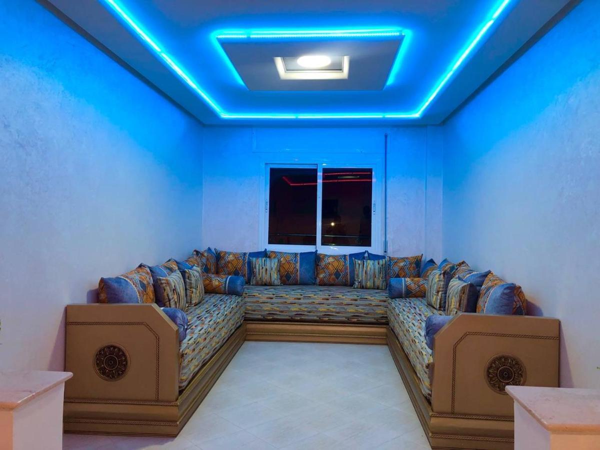 NOUVEAU Appartement très propre a coté de MARJANE Tangeri Esterno foto