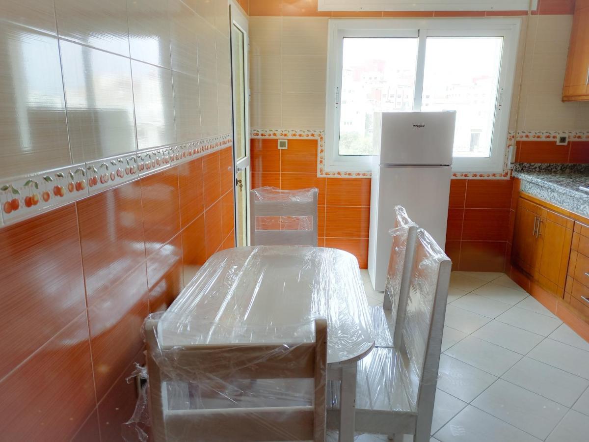 NOUVEAU Appartement très propre a coté de MARJANE Tangeri Esterno foto
